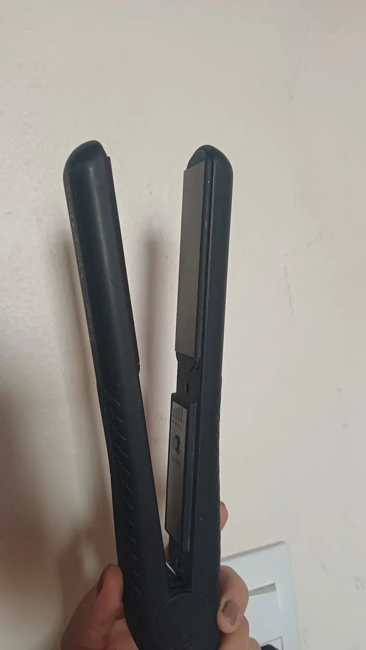 Chapinha de cabelo Britânia controle ion 210° - Foto 2