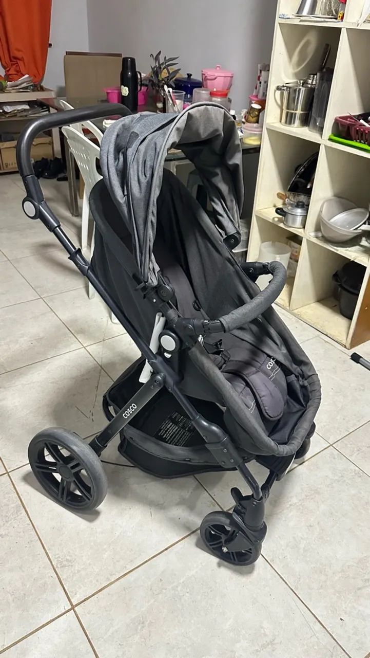 Vendo carrinho de bebê 