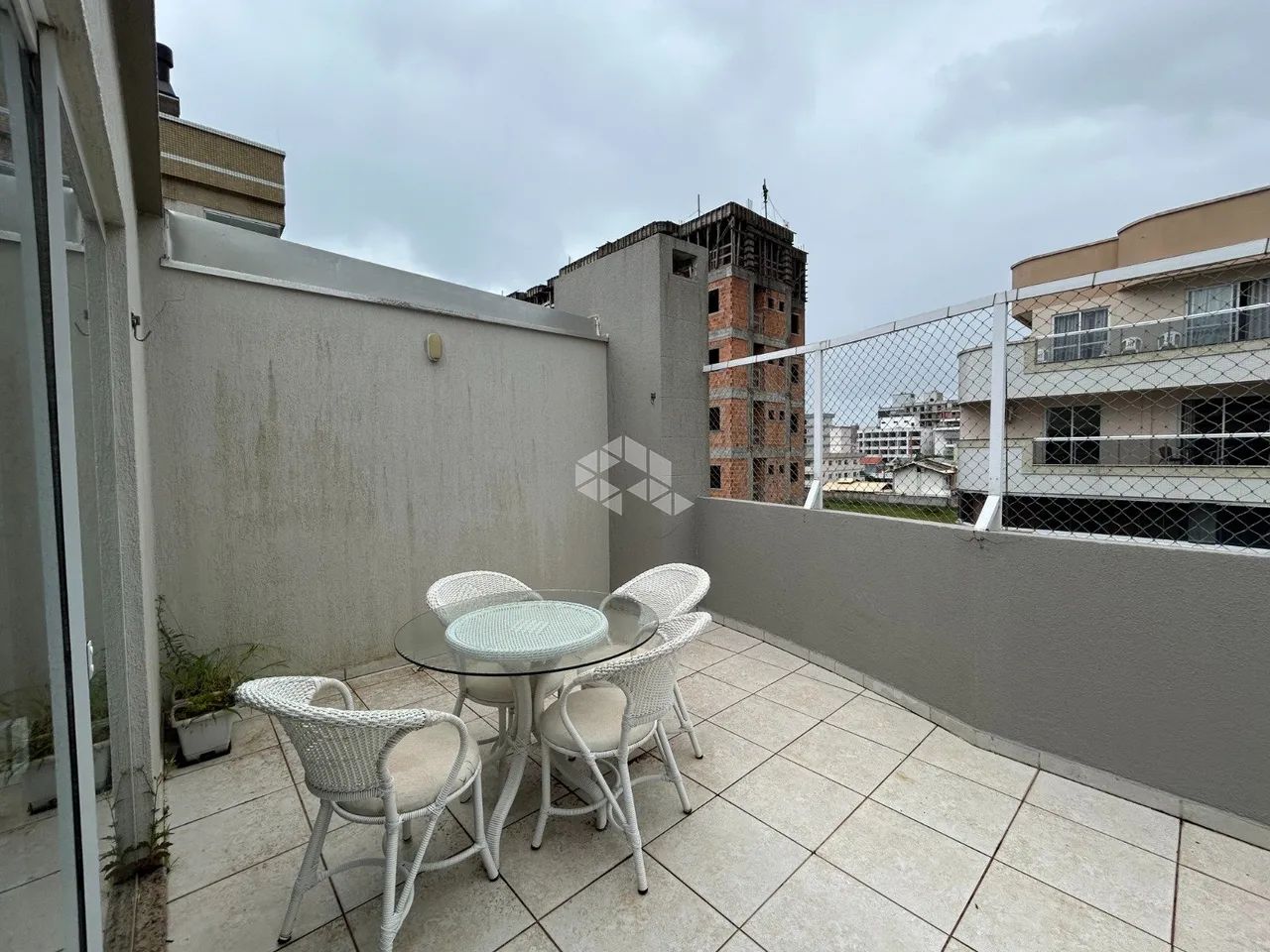 Cobertura Duplex com dois quartos em Bombas Bombinhas SC - Foto 2