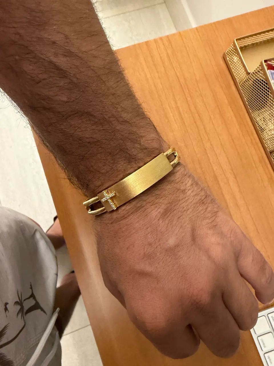 Vende-se bracelete de ouro e diamantes! - Foto 2