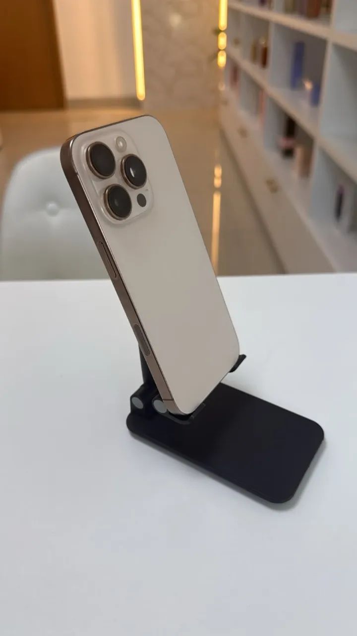 iPhone 16 PRO 128GB - Foto 3