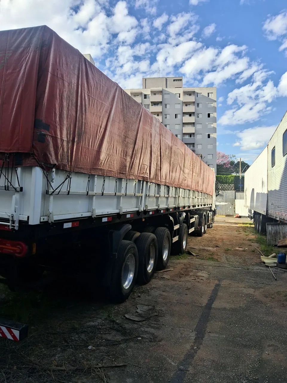 Carreta graneleira  4 eixo 2023  - Foto 4