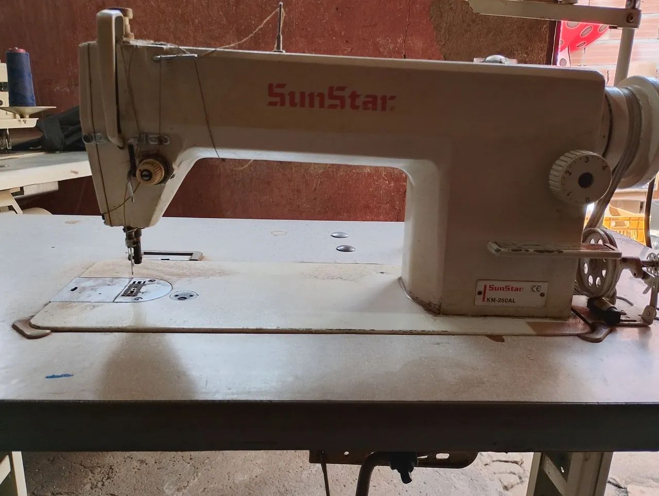 Máquina de costura industrial  - Foto 5