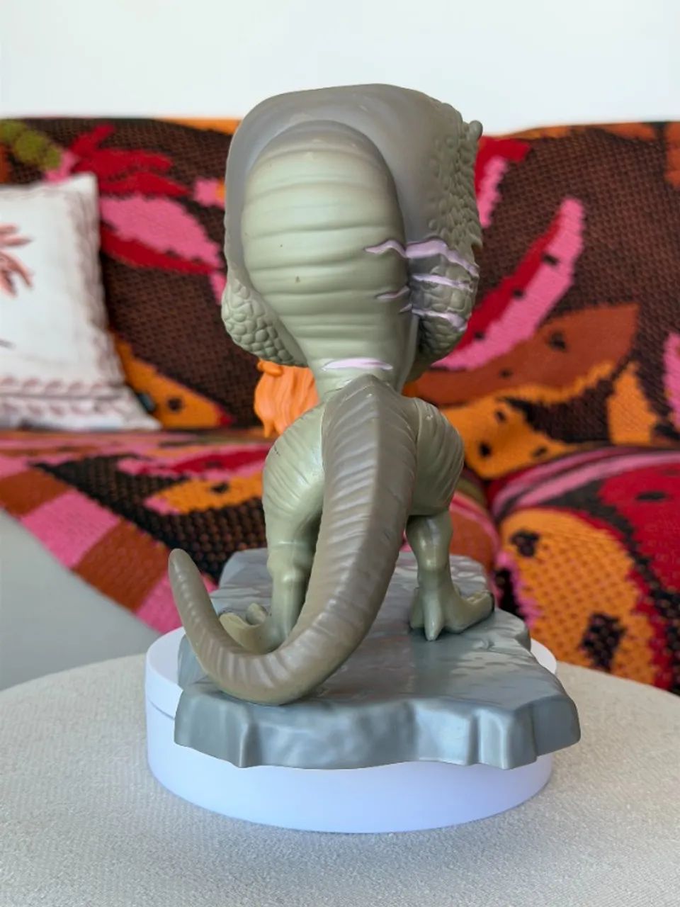 Funko Pop Moments #1223 - Claire with Flare (T-Rex) - Foto 3