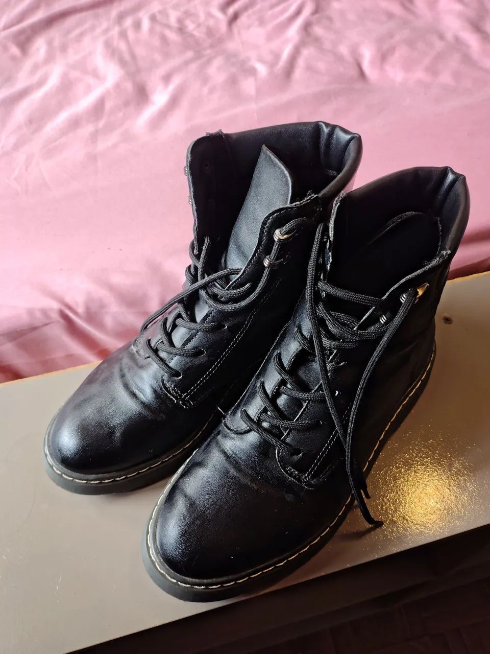 Bota coturno preto - Foto 2