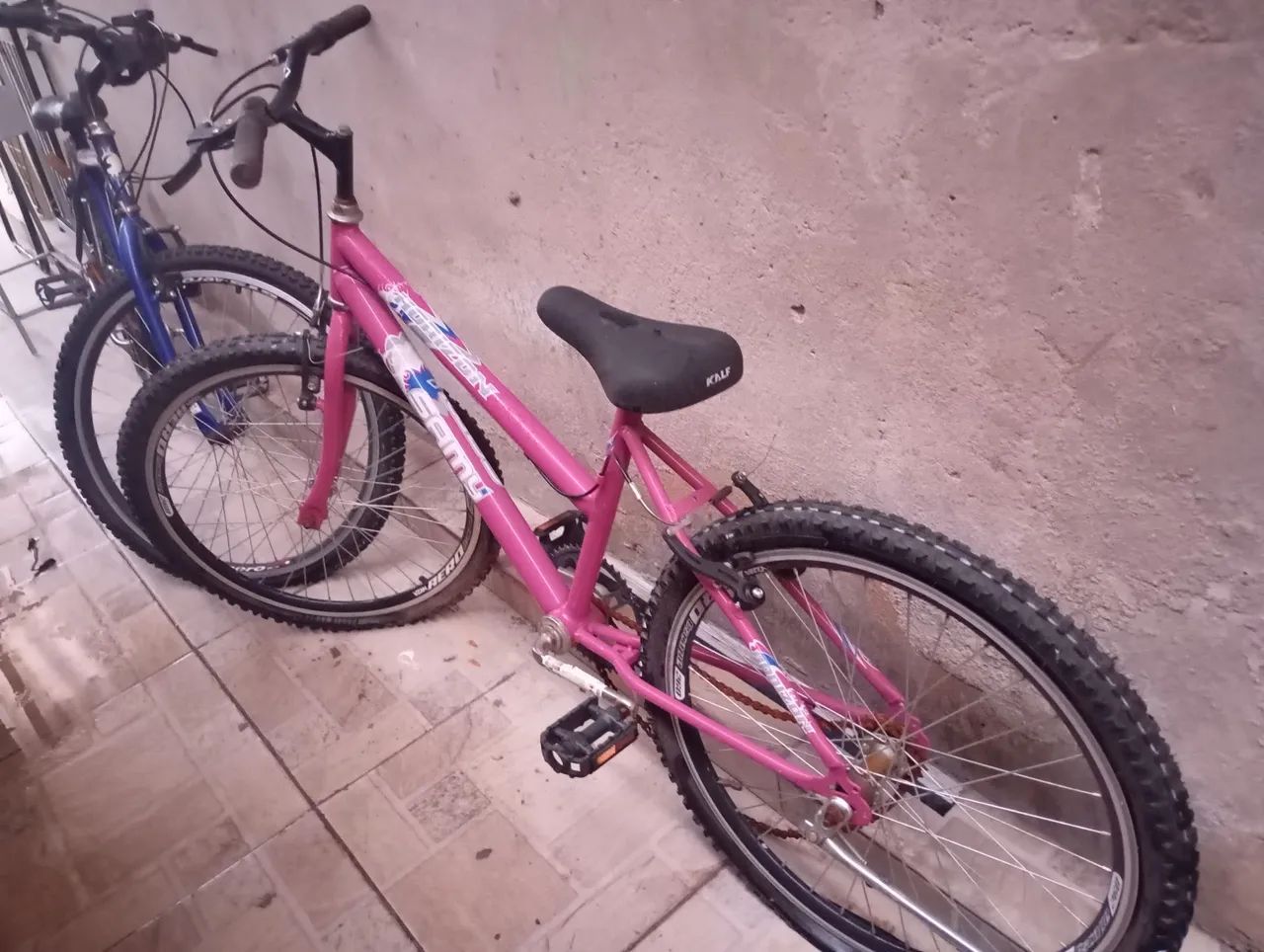 Vendo duas bicicletas usadas
