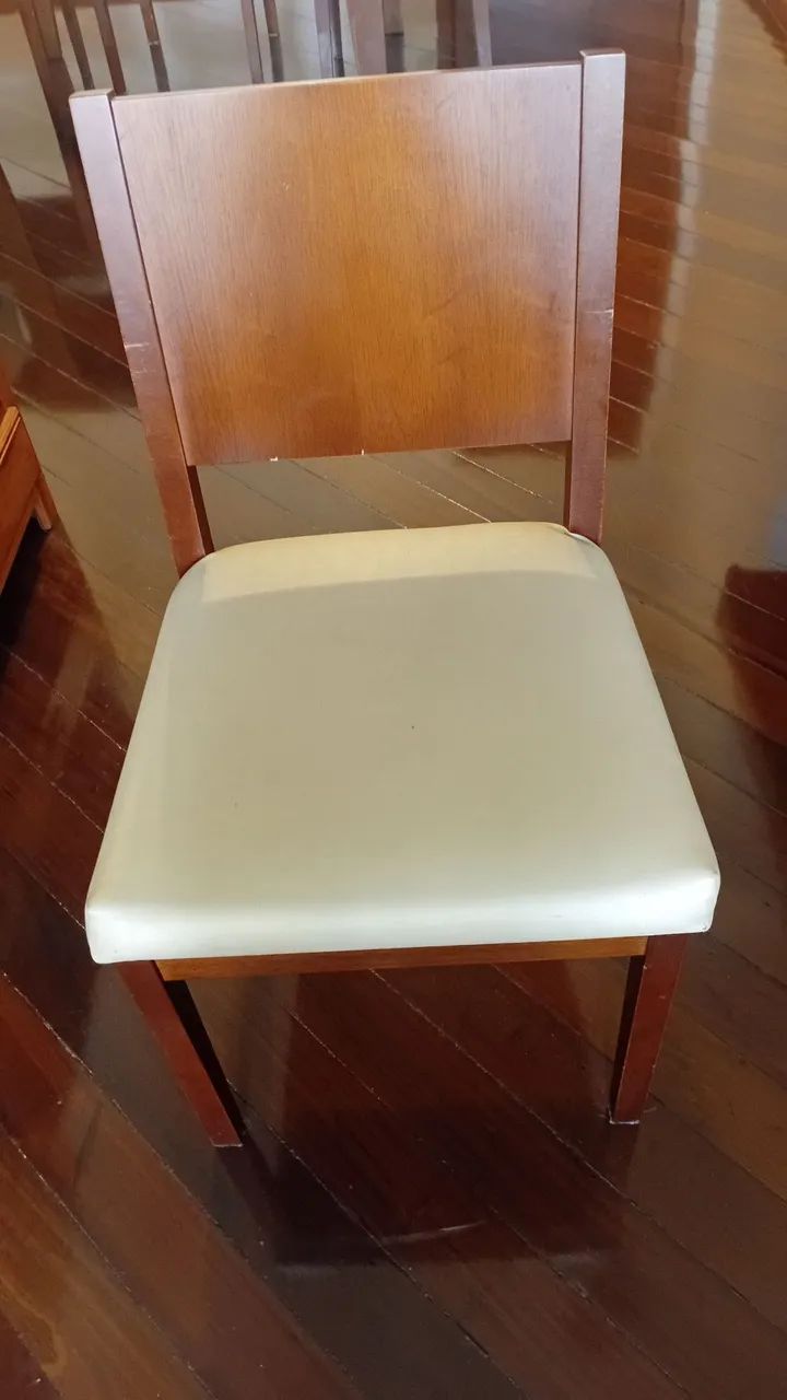 6 cadeiras madeira maciça  - Foto 2