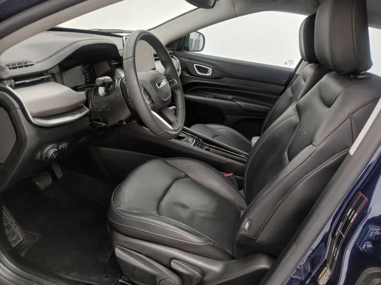 Jeep Compass LONG. T270 1.3 TB 4x2 Flex Aut., foto 16 de 18