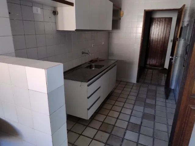 2 Qts - Ponta Verde, Varanda, DCE, 86m² - Apto 2qts, sendo 1 suíte, + qt e WC serviço. - Foto 4