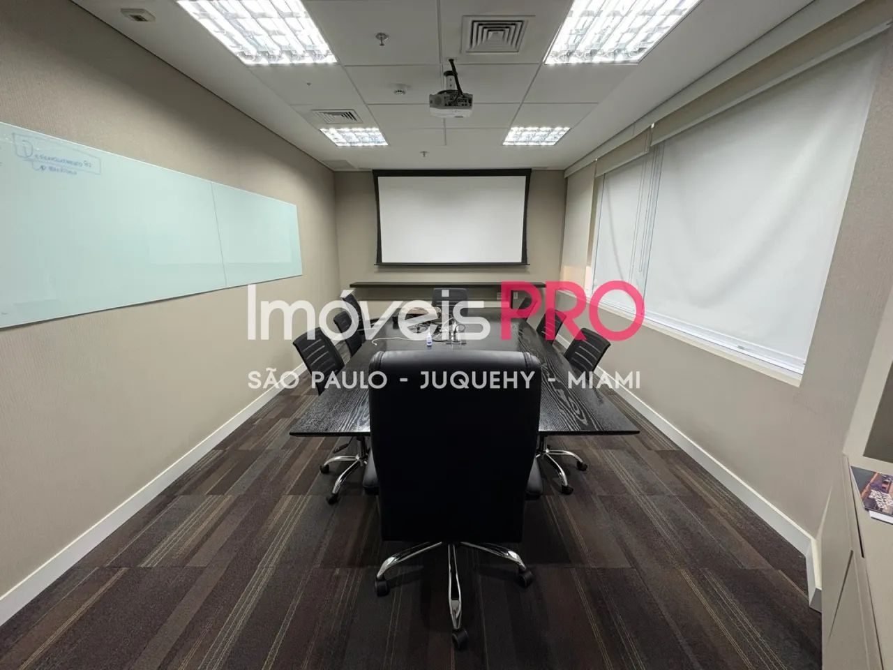 Conjunto comercial na VIla Olímpia com renda