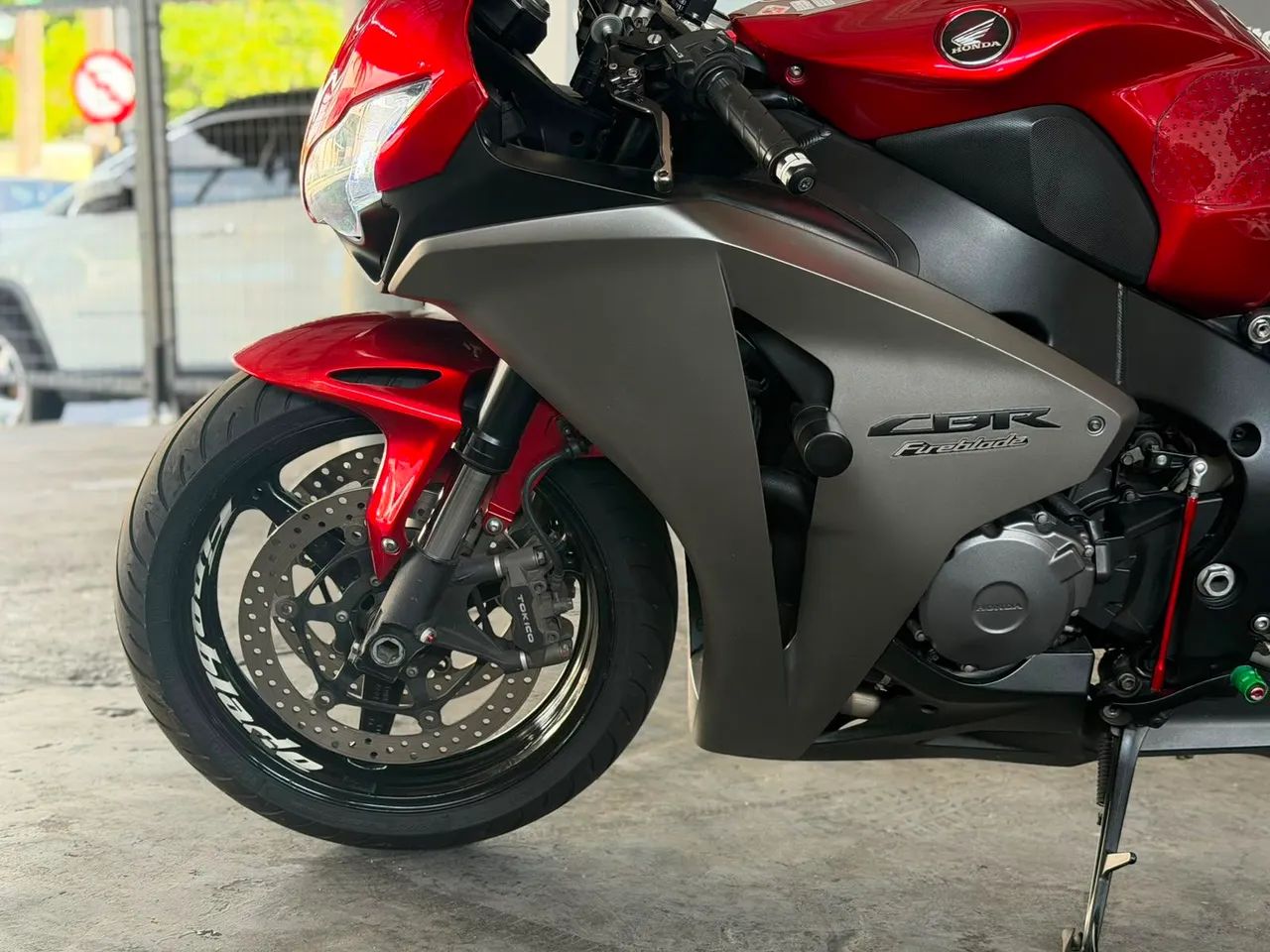 HONDA CBR 1.000RR FIREBLADE - Ano 2011 (A mais nova do Brasil) - Foto 4