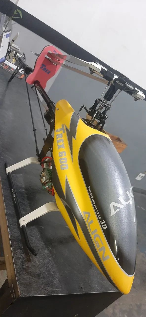Helicoptero trex 600 esp flybarless original Align