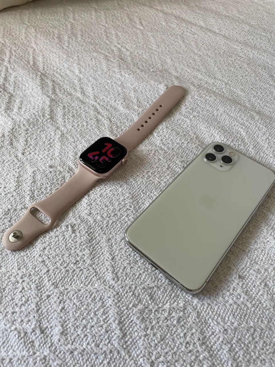 Iphone 11 Pro + Apple watch series 10 - Foto 2
