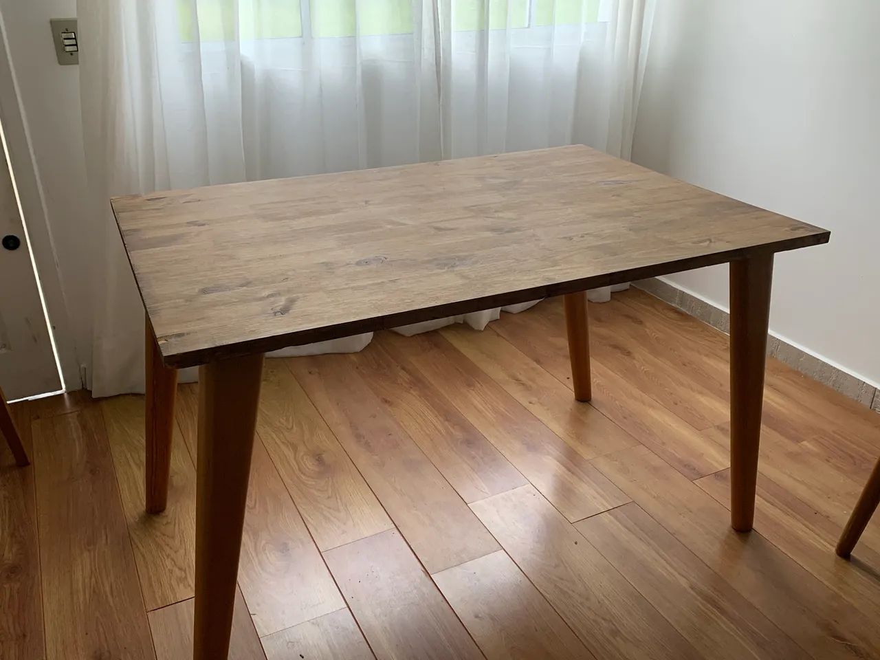 Mesa com 4 cadeiras 65576099560065120