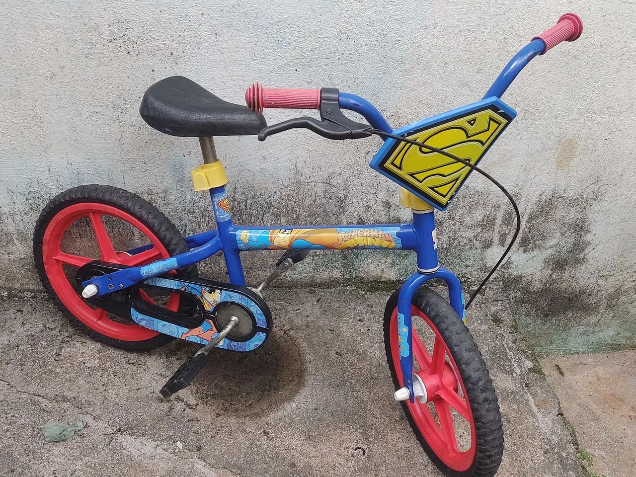 Bicicleta infantil tema Superman