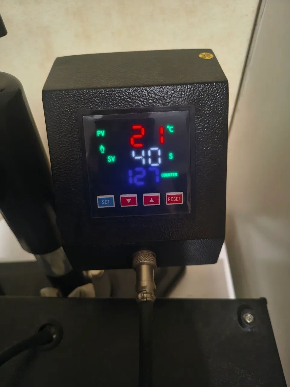 Prensa térmica multifuncional 8x1, marca Deko - Foto 2