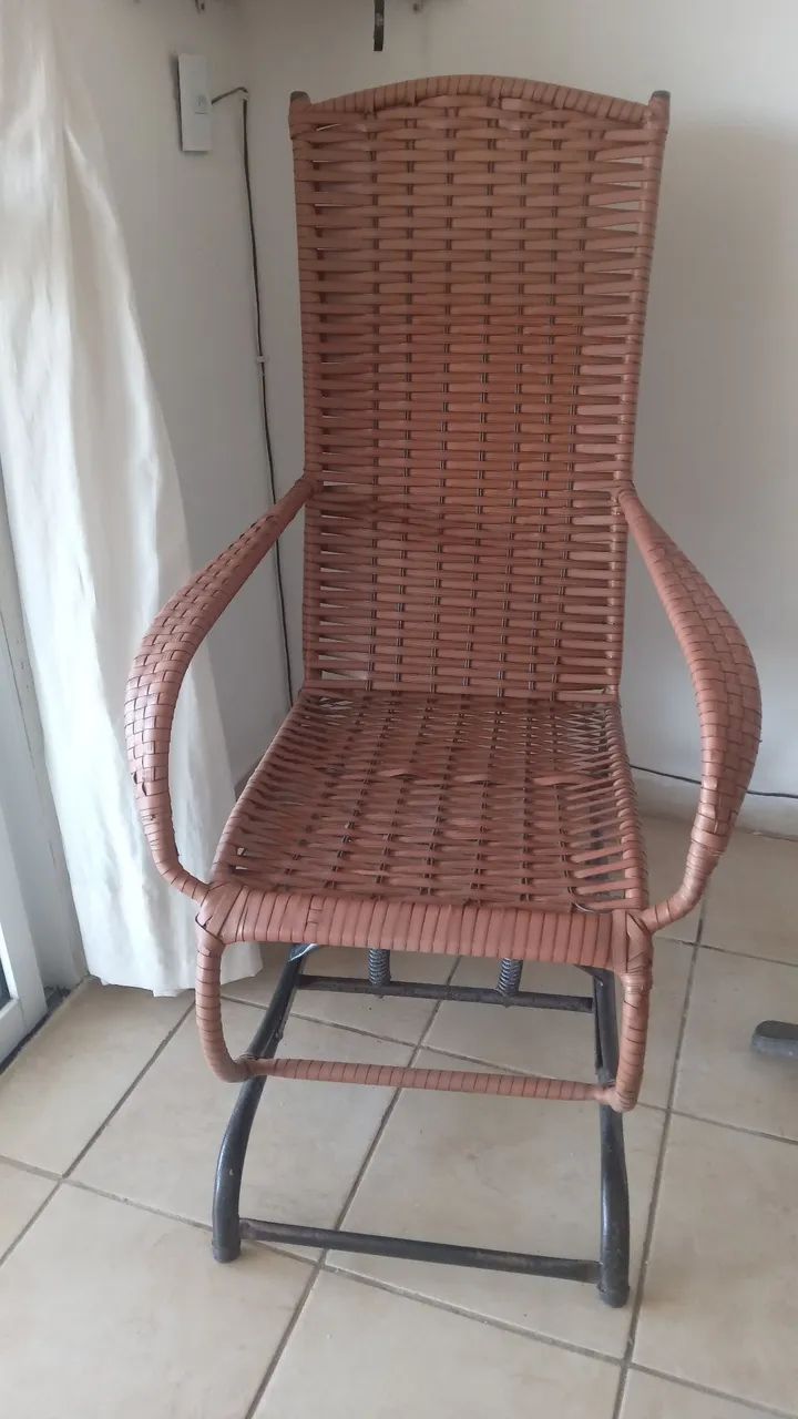 Cadeira de balanço nova 130,00reais  - Foto 2