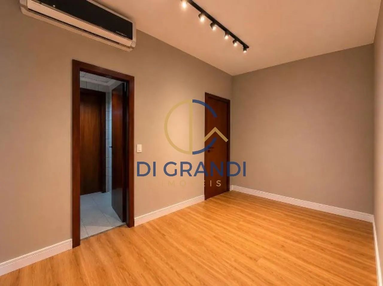 Excelente oportunidade de locação de sala comercial em condomínio no Centro de Campinas-SP - Foto 4