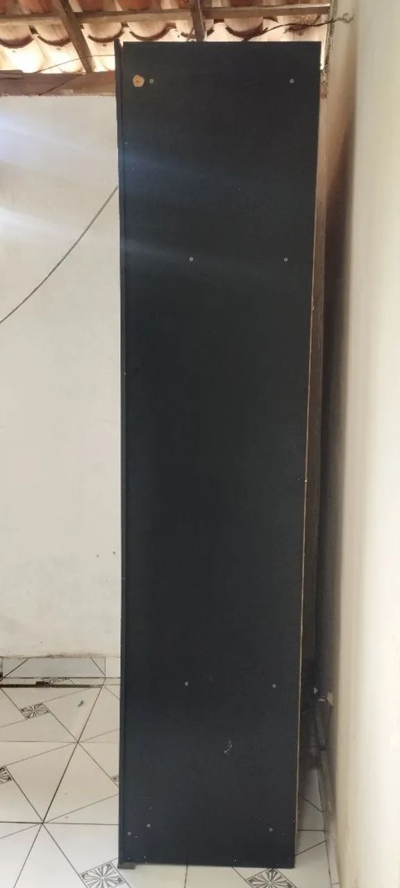 Guarda solteirão, com porta de correr  - Foto 5