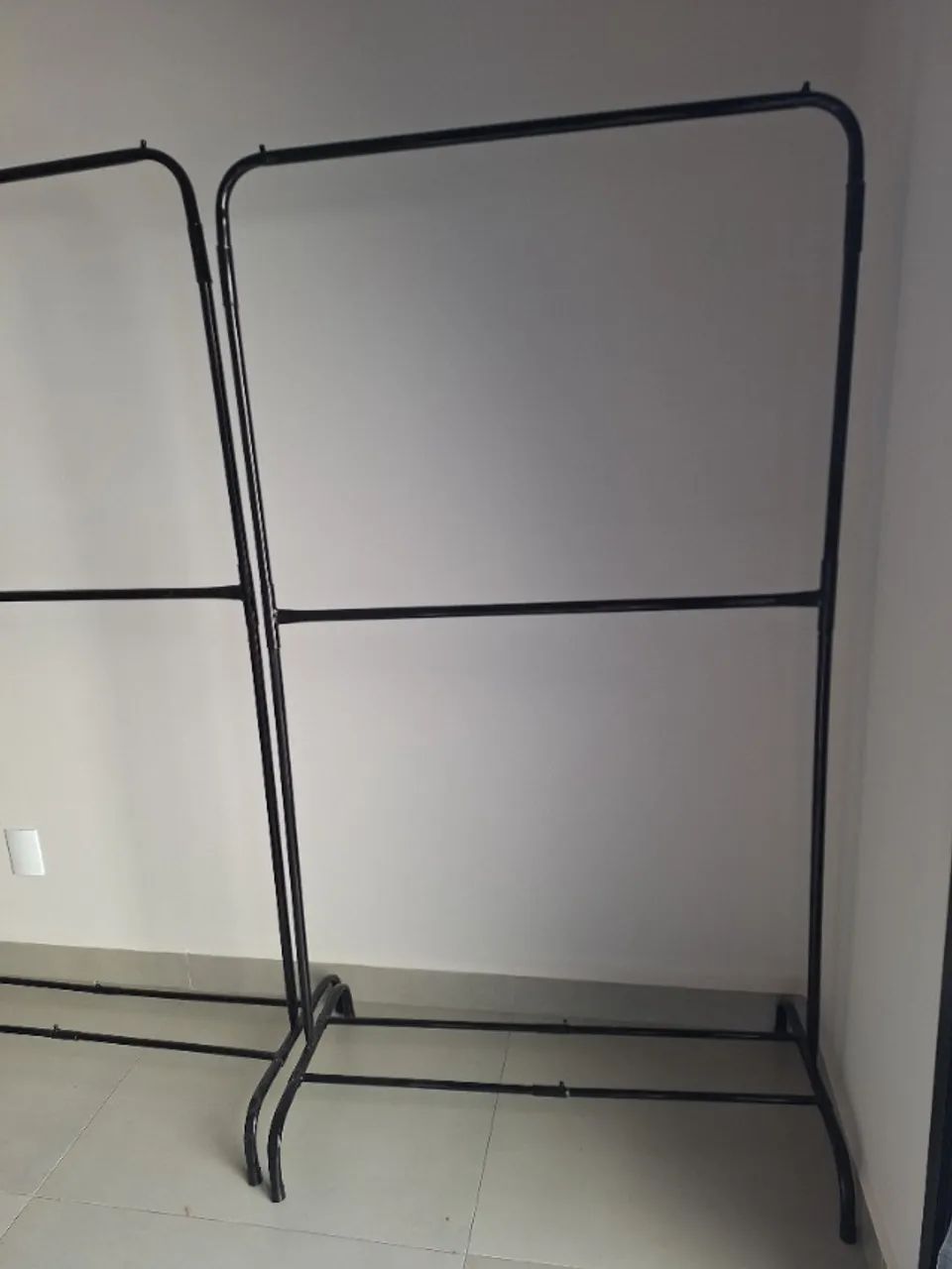 ARARA CABIDEIRO PARA ROUPAS  - Foto 2