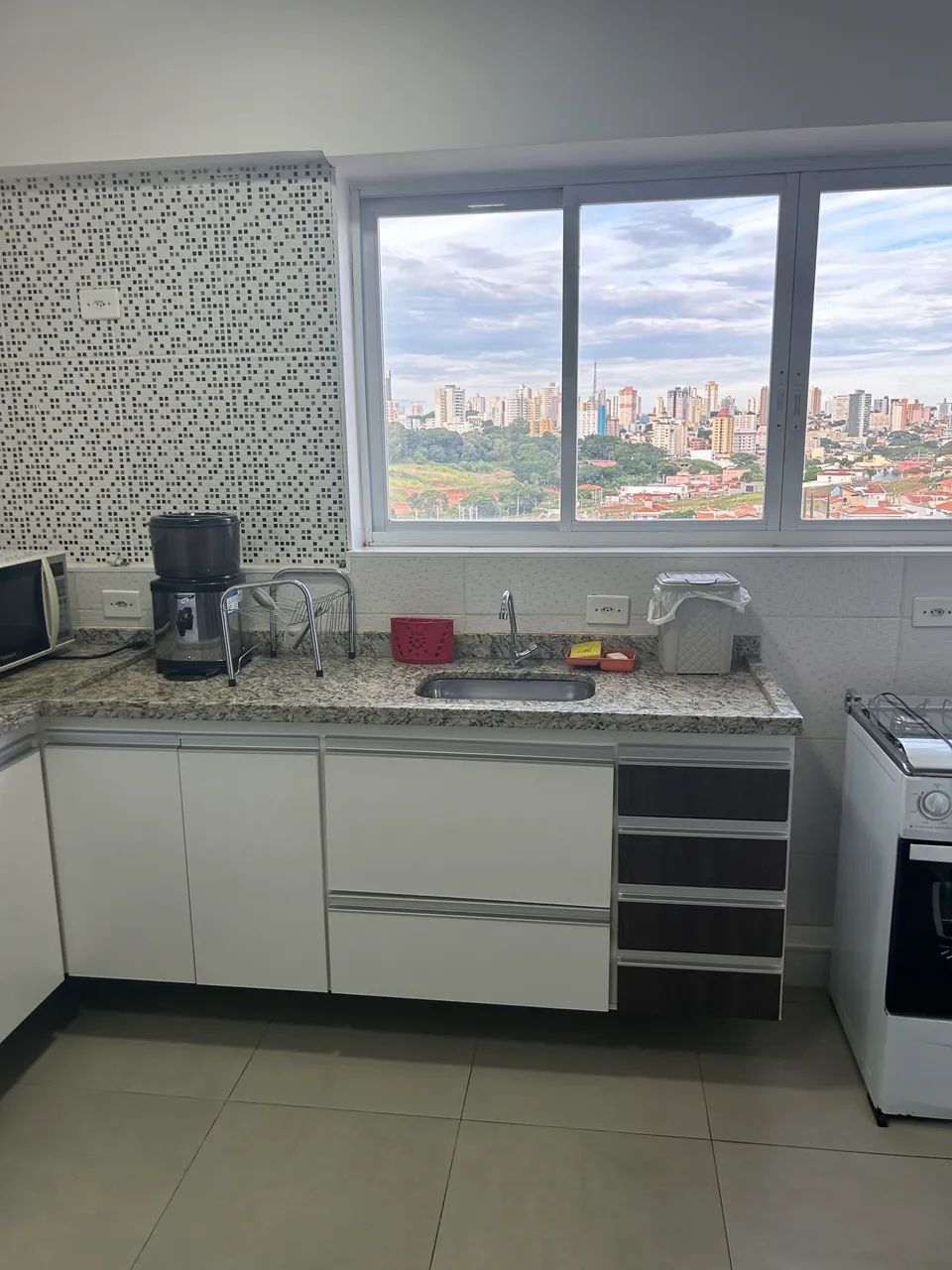 Alugo apartamento confortável