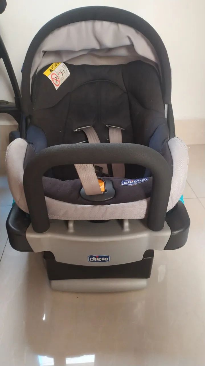 Carrinho de bebê e bebê conforto Chicco - Foto 4