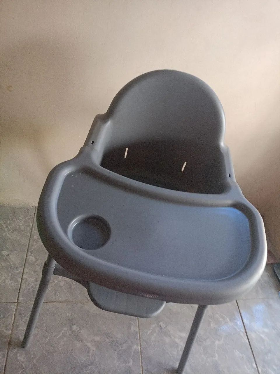 Cadeirinha de alimentação 