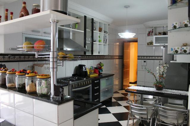 Excelente casa 5 quartos - Residencial Santos Dumont QRI 18 - Foto 17