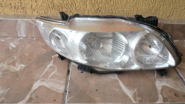 Farol direito toyota corolla para xenon