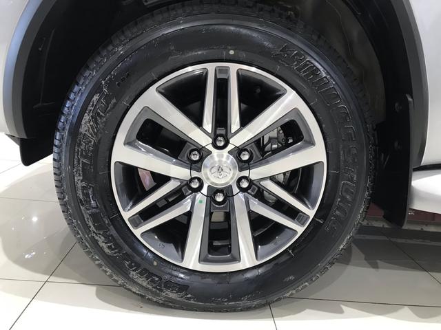 Toyota SW4 SRX 7 lugares Diesel última unidade - Foto 7