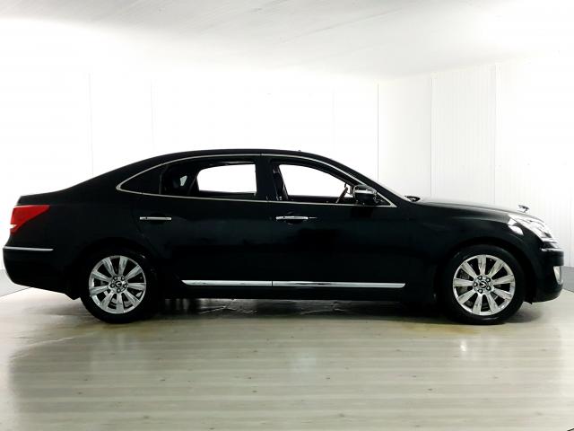 Hyundai EQUUS 4.6 V8 32V 366cv 4p Aut. - Preto - 2012 - Foto 4
