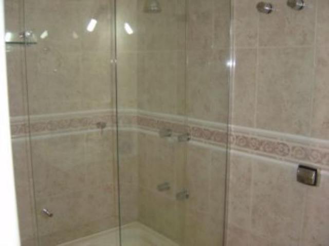 Excelente casa 3 andares,lazer completo, casa de fundos, QNG 13, Taguatinga - Foto 19