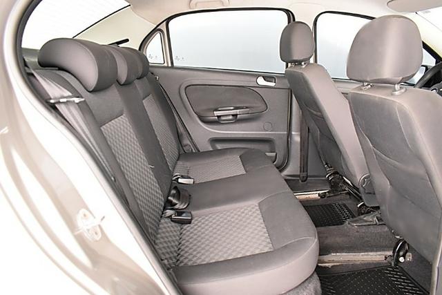 Volkswagen Voyage 1.6 Mi Comfortline 8v Flex 4p Manual - Foto 7