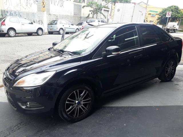 Ford Focus Sedan Automático 2.O ÚNICO DONO COM 70 MIL KM - Foto 2