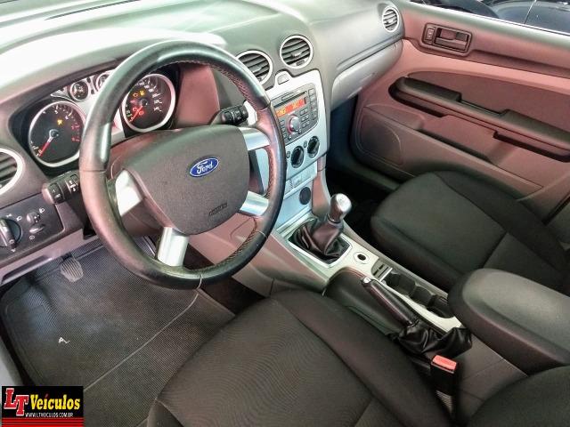 Ford Focus 1.6 glx flex - Foto 8