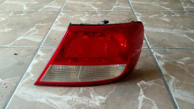 Lanterna traseira direita Volkswagen gol G5