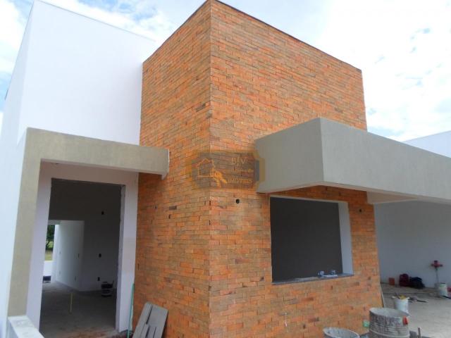 Casa 134 m² ,3 dormitórios sendo um suíte ,em loteamento .