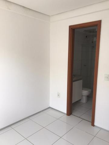 Casa e Condomínio (Três Quartos) - Foto 10