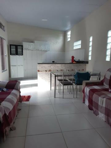 Aluga-se apartamento