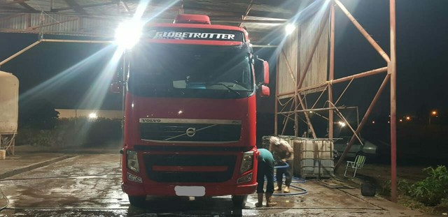 FH 440 VOLVO TETO ALTO 2011