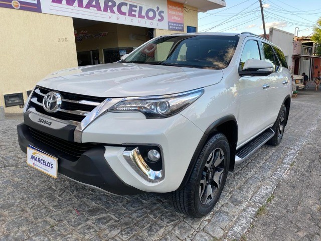 TOYOTA HILUX SW4 SRX 2017 | 4X4 | TOPADA | 7 LUGARES | COMPLETONA!