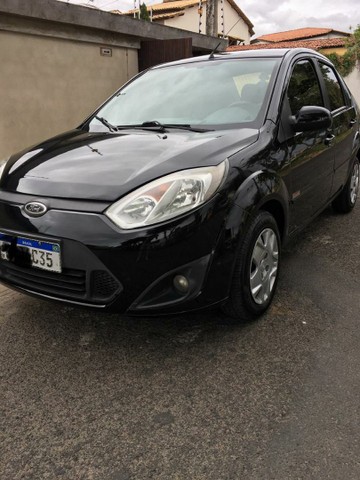 FIESTA SEDAN 1.0