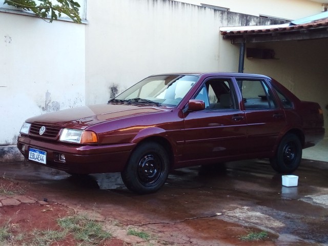 VENDO SANTANA 96 1.8 COMPLETO