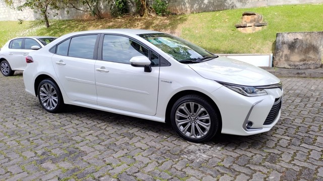 TOYOTA COROLLA 1.8 VVT-I HYBRID FLEX ALTIS 4P