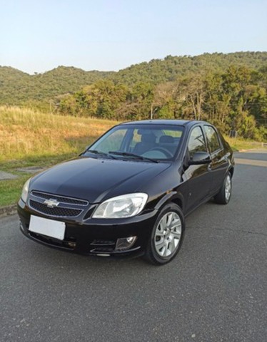 PRISMA SEDÃ 1.4 MAXX R$ 28.500,00