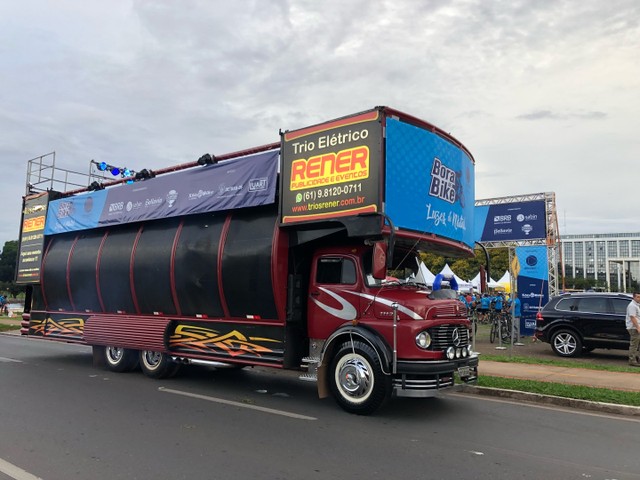 Trio elétrico e Carro de som em Brasília(Locação e Venda) - Foto 2
