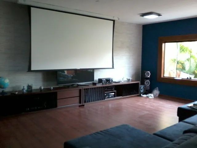 Telão com controle remoto para projetores em Brasília