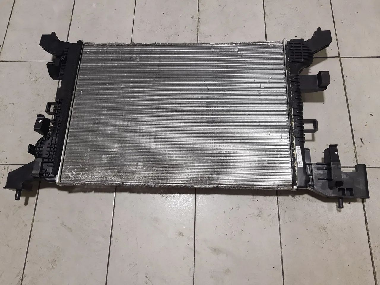 Radiador Onix 1.0 3cc 2021/2024 manual original - Foto 4