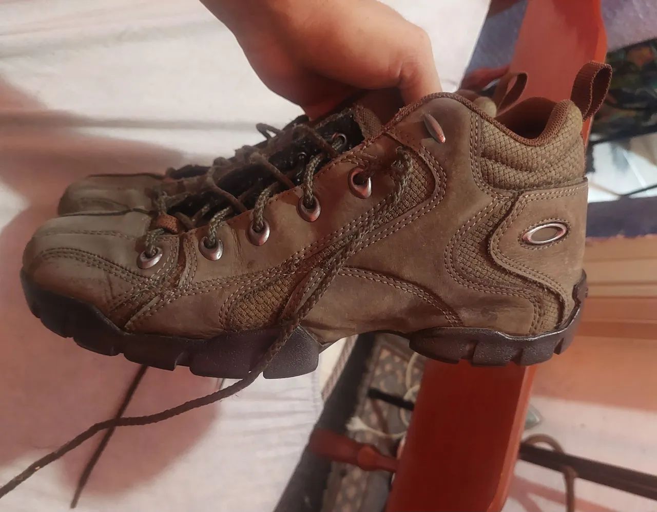 Bota Oakley Flack mid 2 45 raridade  - Foto 2