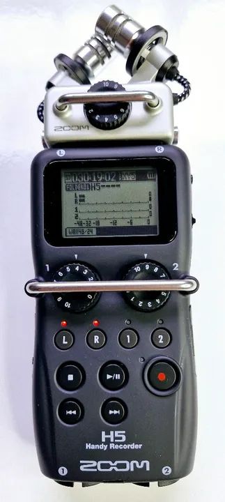 Gravador professional digital h5 zoom handly - HQ 4 pistas - shows - estúdio - podcasts